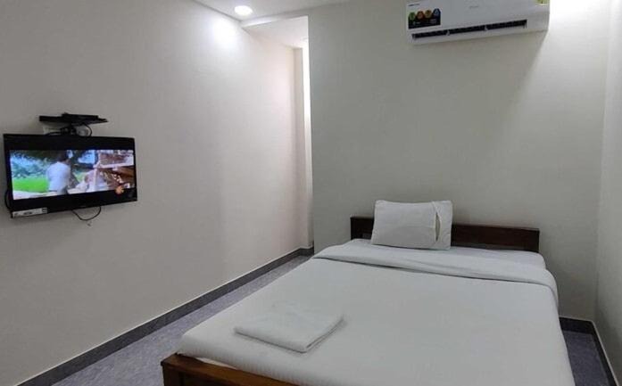 Tambaram Hotel | OYO Flagship 93469 Senthur Murugan