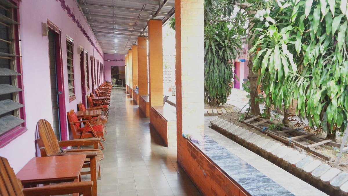 Ponorogo Hotel | OYO Life 1972 Aman Family Inn Syariah