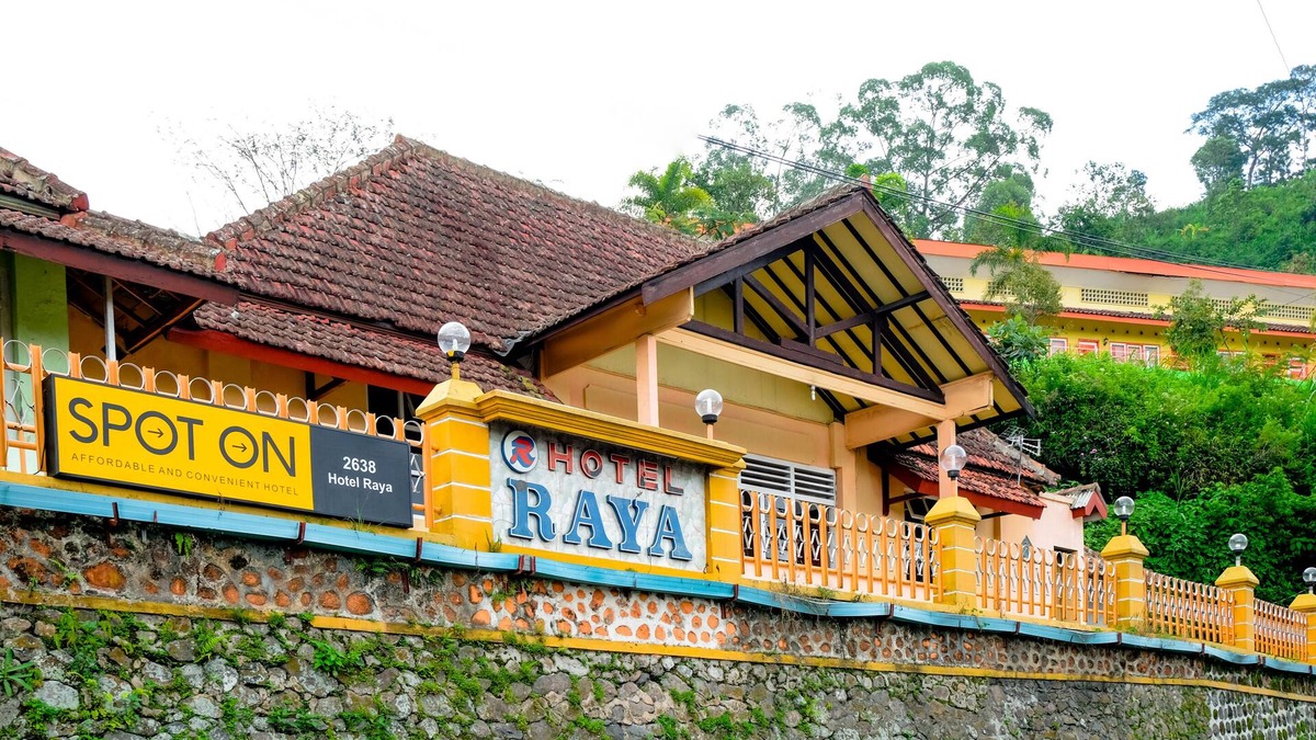 Plaosan Hotel | OYO Life 2638 Hotel Raya