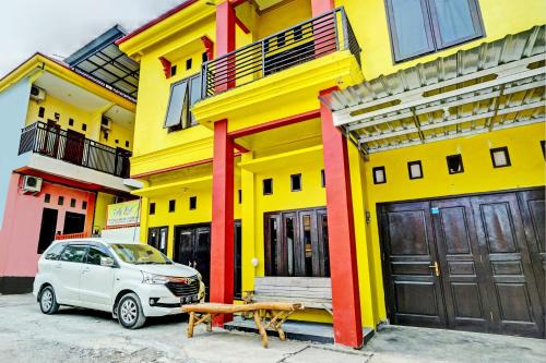 Lamongan Hotel | OYO Life 93036 Eddy Homestay Syariah