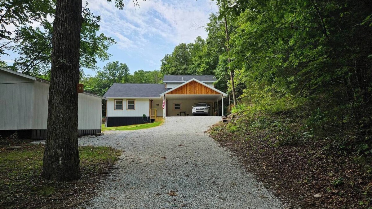 Marble Falls House | Ozark Serenity Lodge