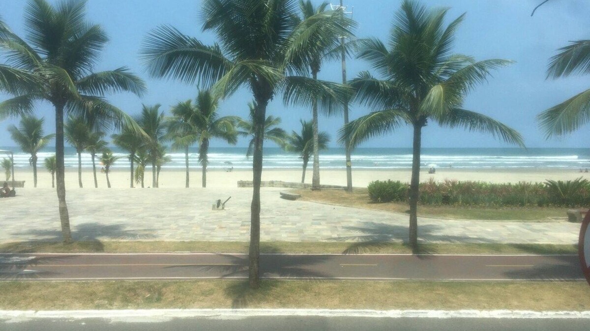 Balneario Paqueta Apartment | Pé na Areia Praia do Maracanã II