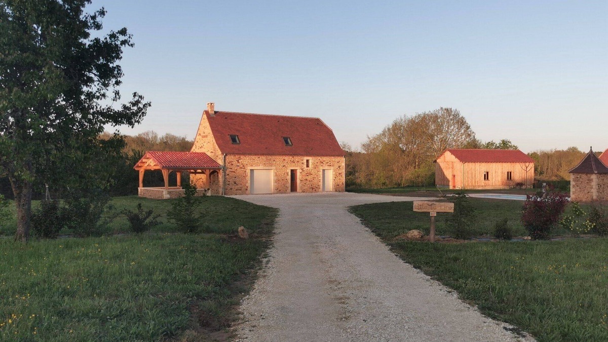 Mauzens-et-Miremont House | Périgourdine house La Lino