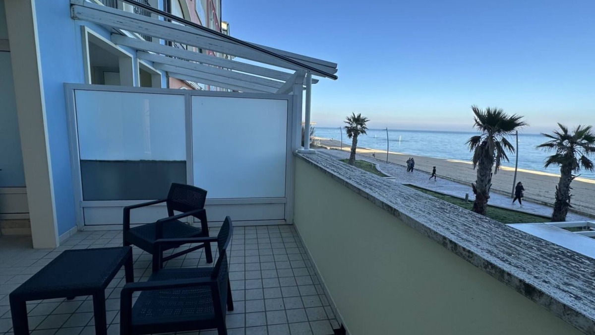 Loreto Apartment | P046 - Porto Recanati, wonderful sea front three-room apartment