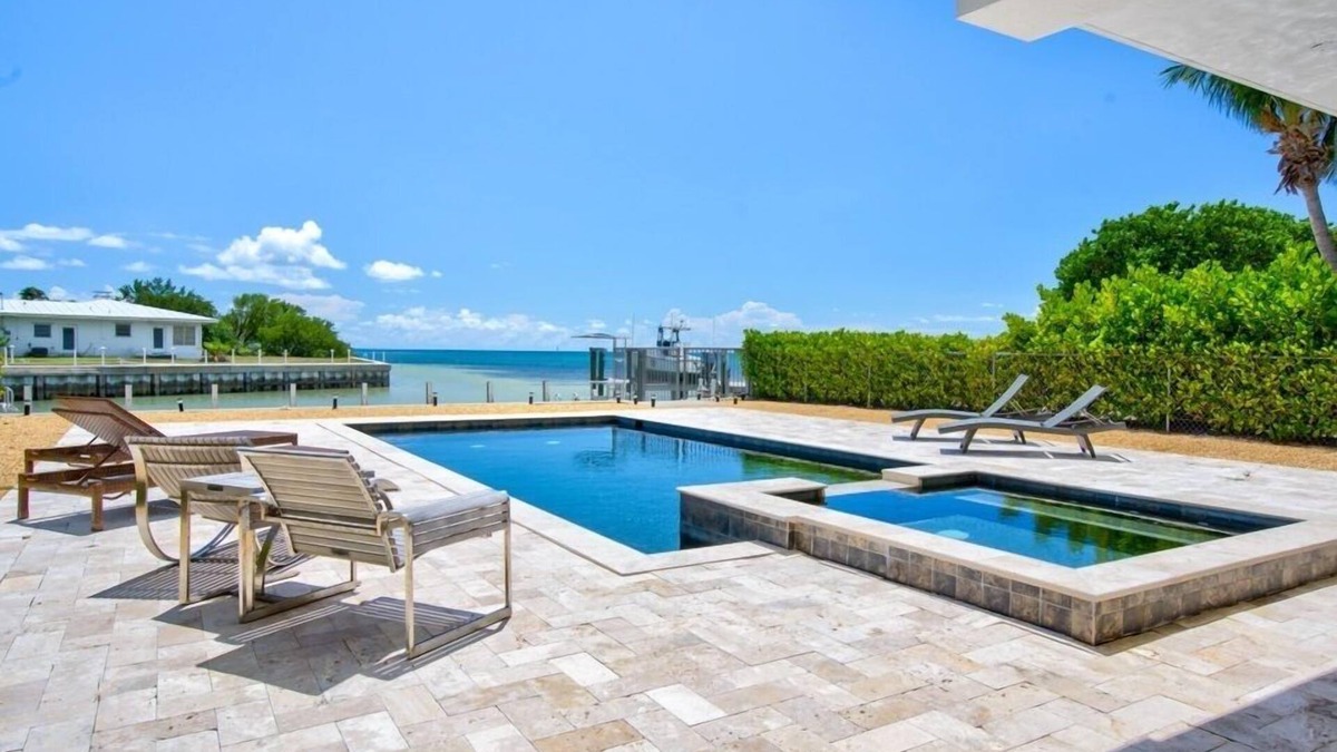 Marathon House | P87 - New Construction house. 4 bedrooms, open water view - Sombrero Beach home!
