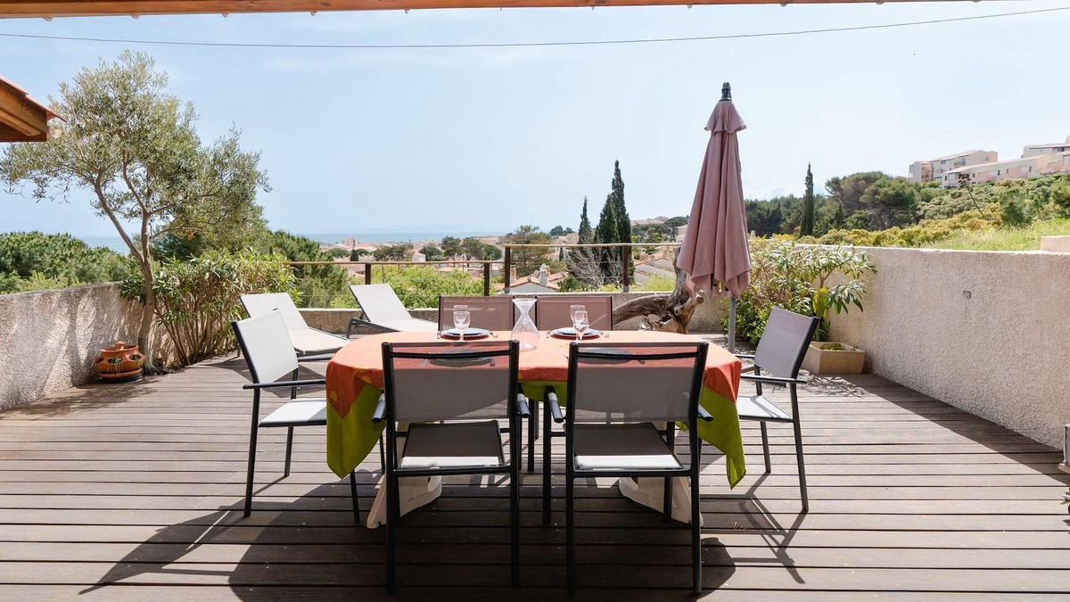 Saint-Pierre-la-Mer House | PA13 Air-conditioned villa with magnificent sea view SAINT PIERRE LA MER