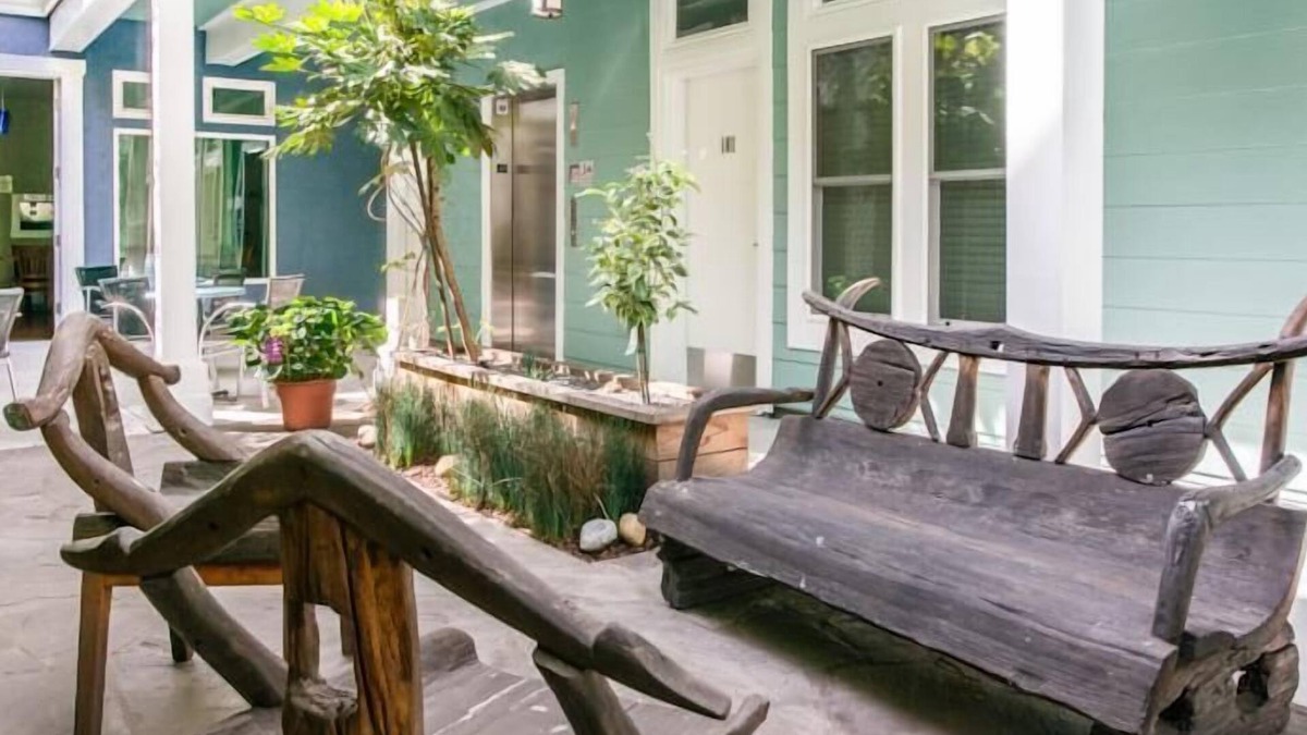 Downtown Santa Cruz House | Pacific Blue Inn