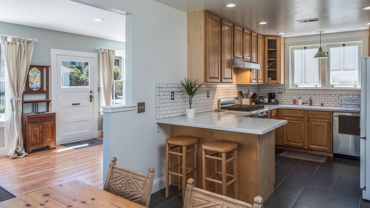 Pacific Grove House | Pacific Grove Willis House, Walk to Town and Beach