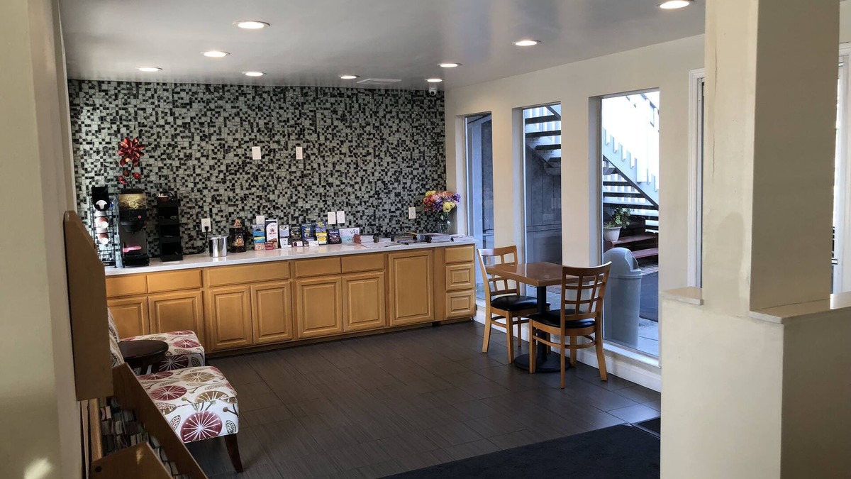 North Fremont Street Hotel | Pacific Inn