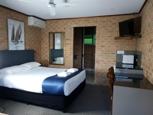 Pacific Paradise Hotel | Pacific Paradise Airport Motel
