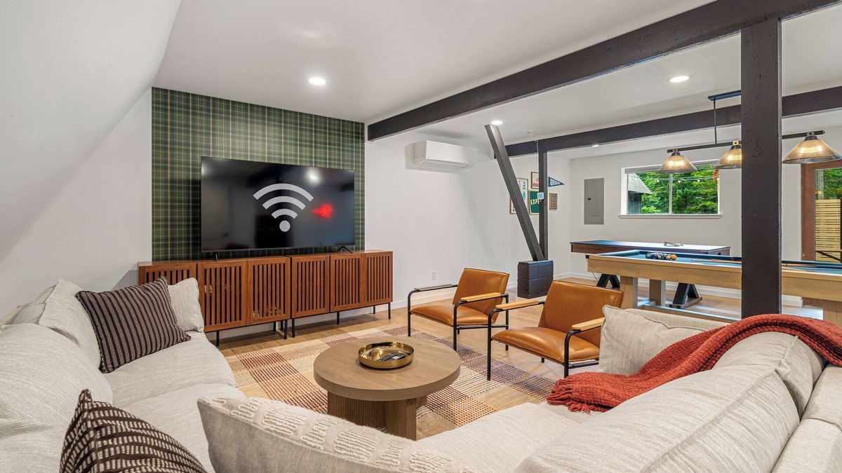 Packwood House | Packwood: Chalet + Nest