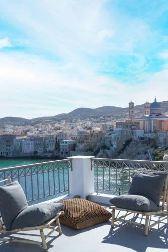 Ermoupoli Hotel | Pafsilipon Suites