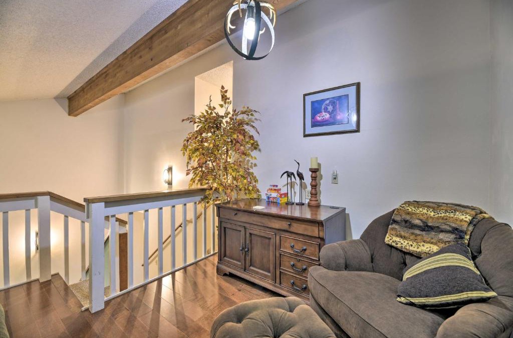 Pagosa Springs House | Pagosa Springs Townhome with Mountain Views!