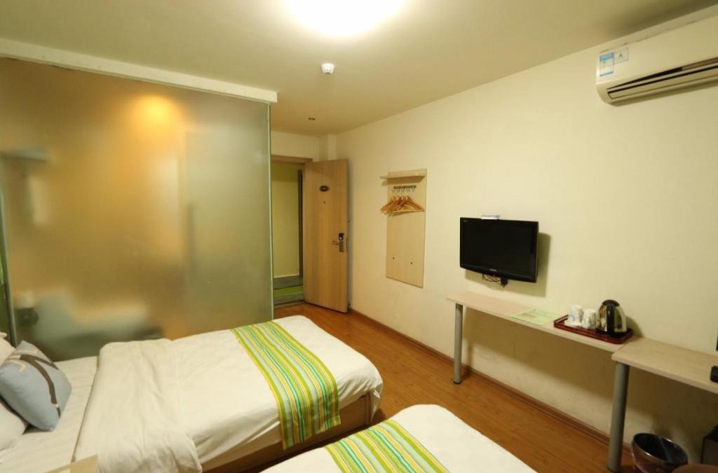 Qixia District Hotel | Pai Hotel Nanjing Maogaoqiao Metro Station