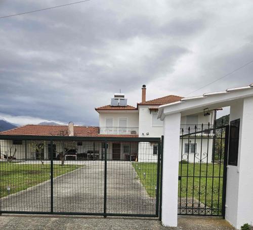 Konstantia House | Paikos Townhouse, Hot Springs