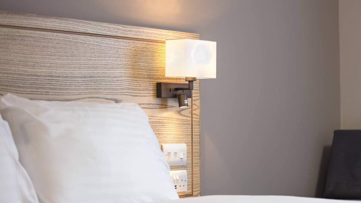Brackley Hotel | Paisley Pear, Brackley by Marston's Inns