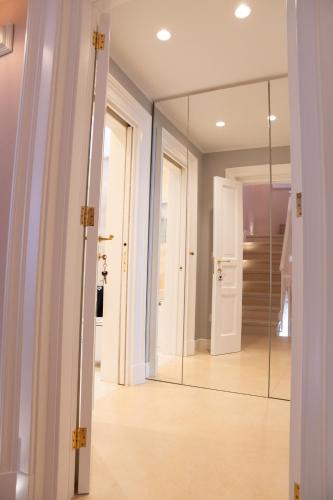 Latiano House | Palatium Schiena