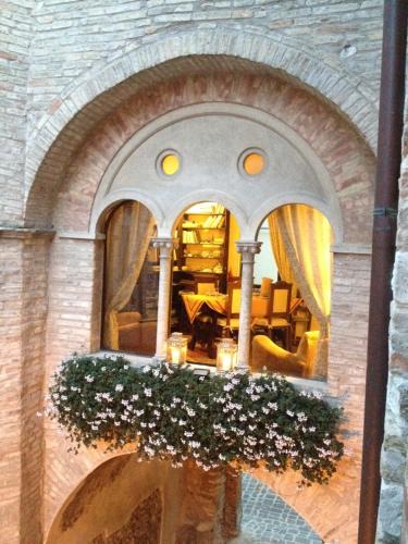 Sassoferrato House | Palazzetto Bentivoglio