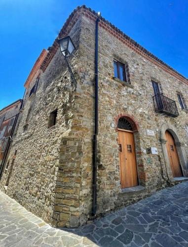 Ogliastro Cilento Apartment | Palazzetto Longobardi