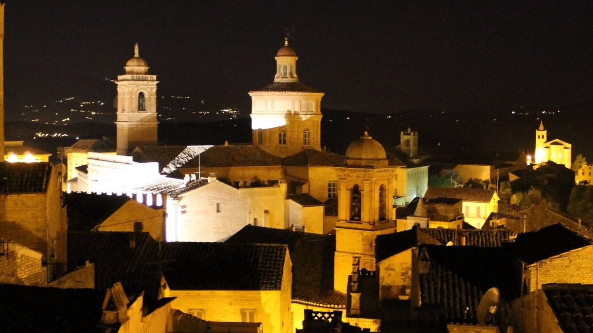 Offida House | Palazzina Offida in the old town centre