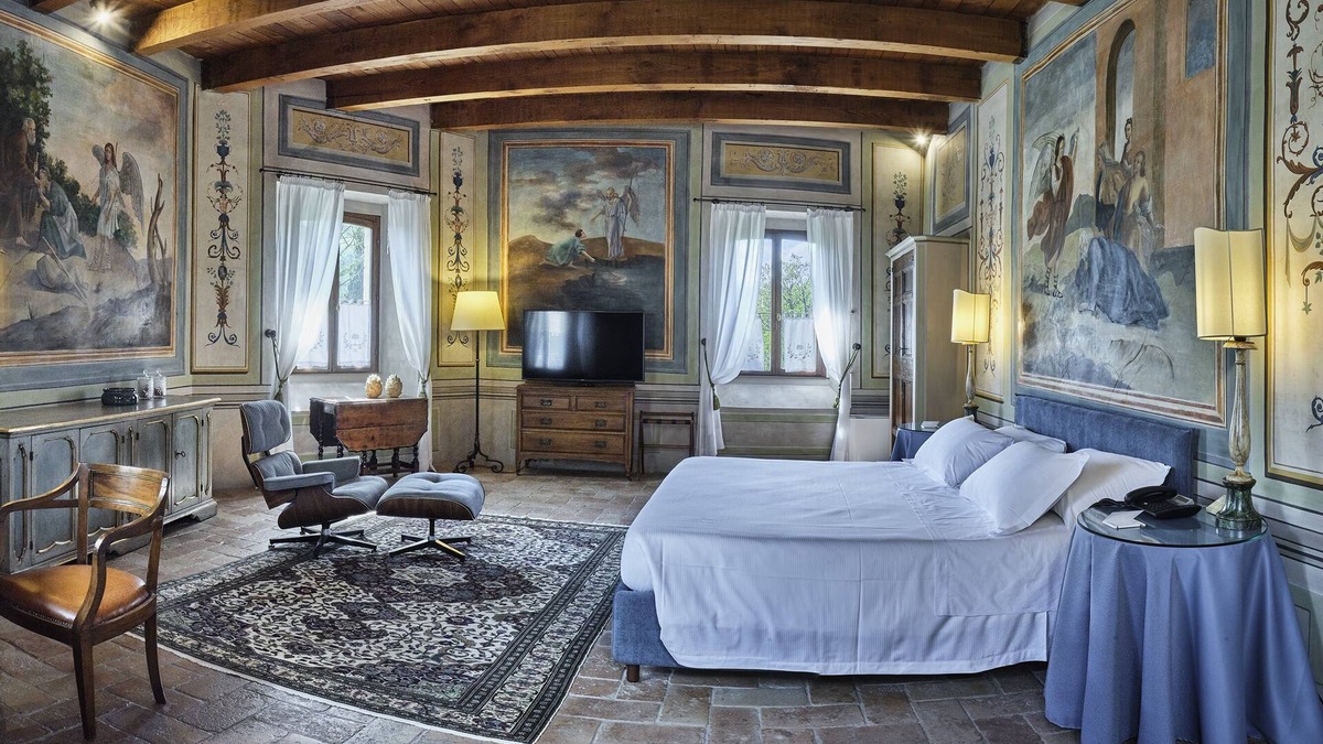 Montegridolfo Hotel | Palazzo Viviani Castello di Montegridolfo