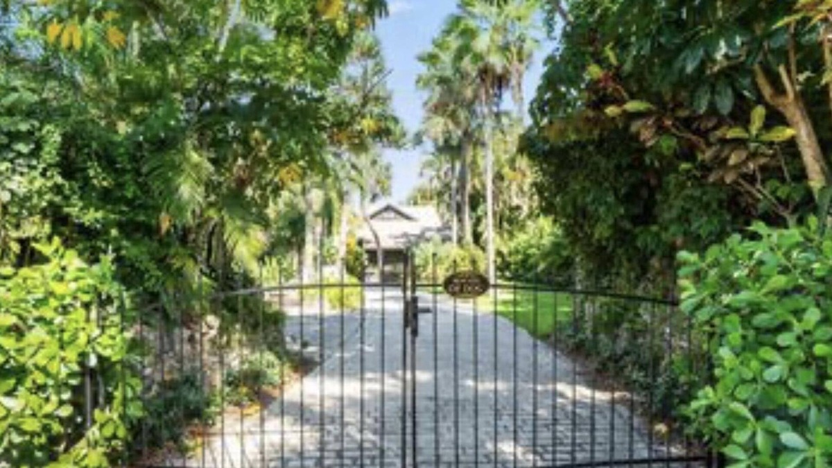 College Park House | Palm Beach Full Waterfront Paradise