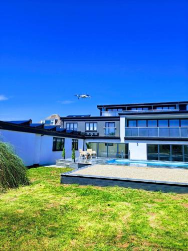 Shanklin House | Palm Court Hotel Suites