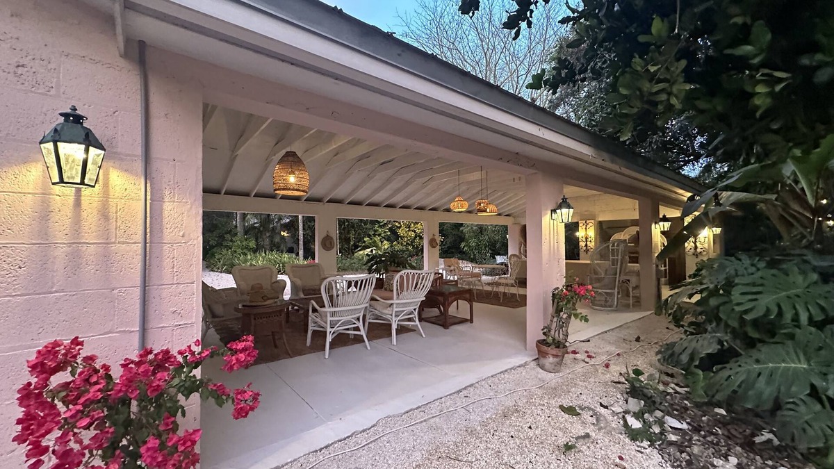 Homestead House | Palm Lodge, Historic House & Tropical Garden