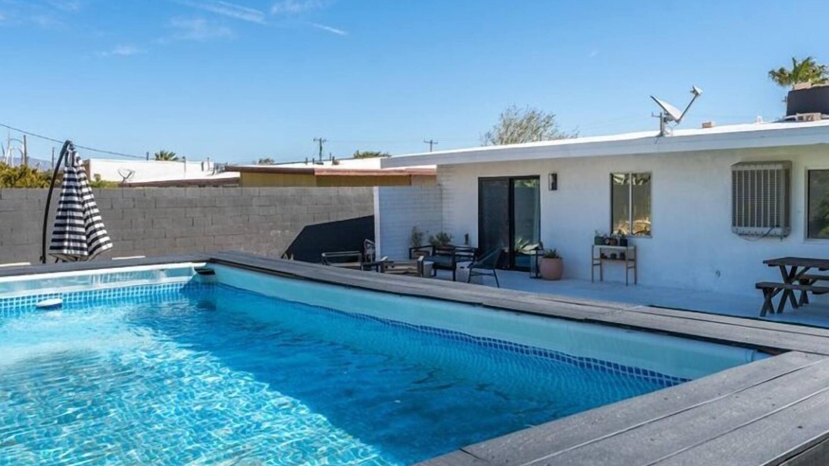Palm Springs House | Palm Springs Paradise: Your Chic Desert Escape