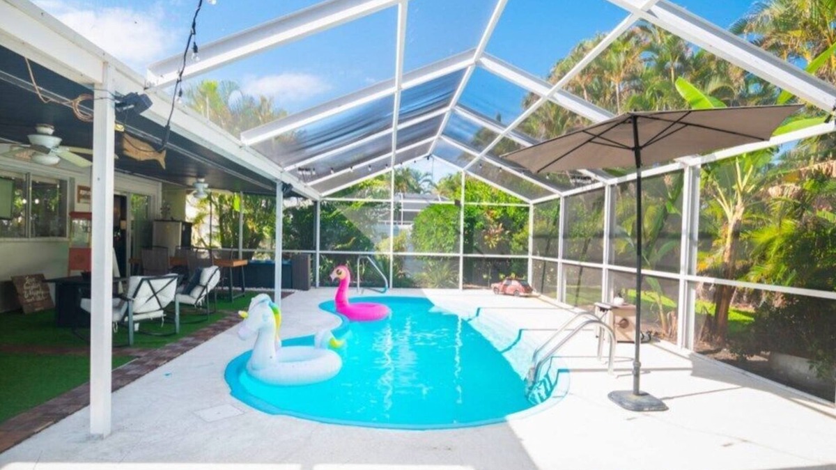Cypress Lake House | Palms and Paradise