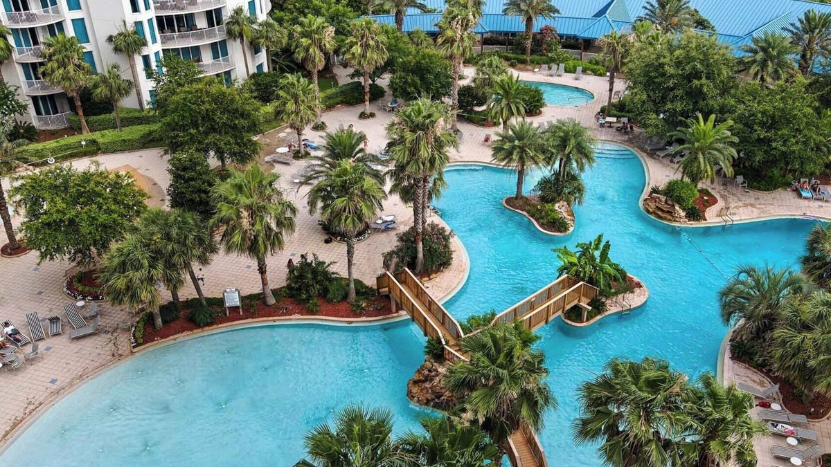Fort Walton Beach - Destin Condo | Palms Resort 2813: 2br, Pools, Courts, Gulf Views & Minutes to Beach!