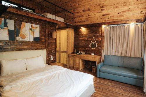 Son Tay Cabin | Pamela Retreat