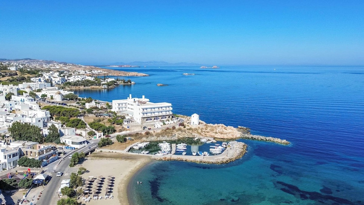 Parikia Hotel | Pandrossos Hotel