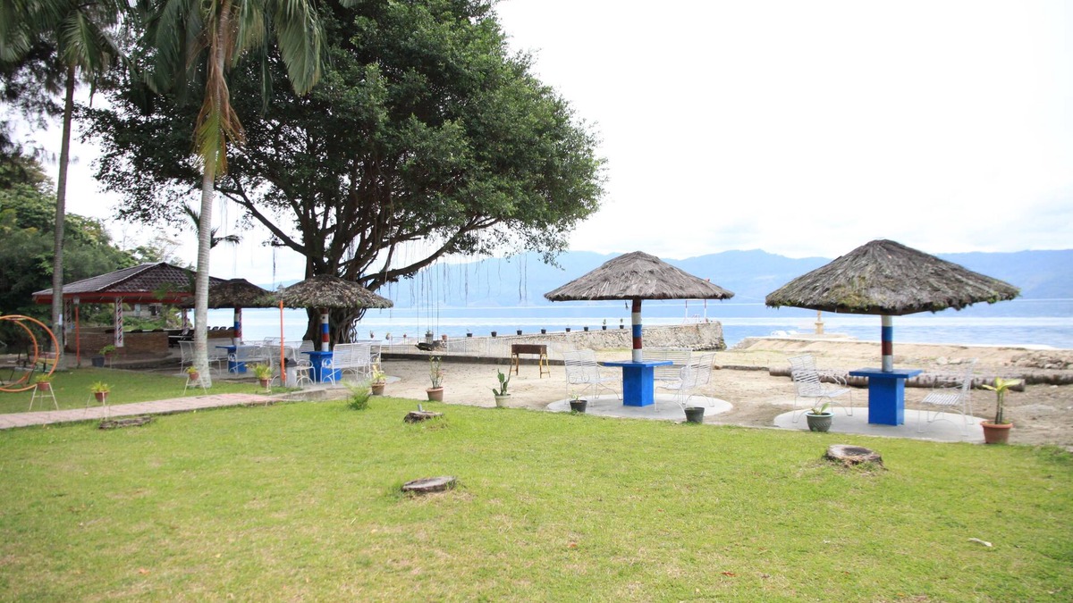 Tuk Tuk Hotel | Pandu Lakeside Hotel Tuktuk