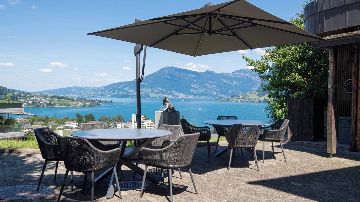 Hergiswil Hotel | Panoramarestaurant Hotel Roggerli
