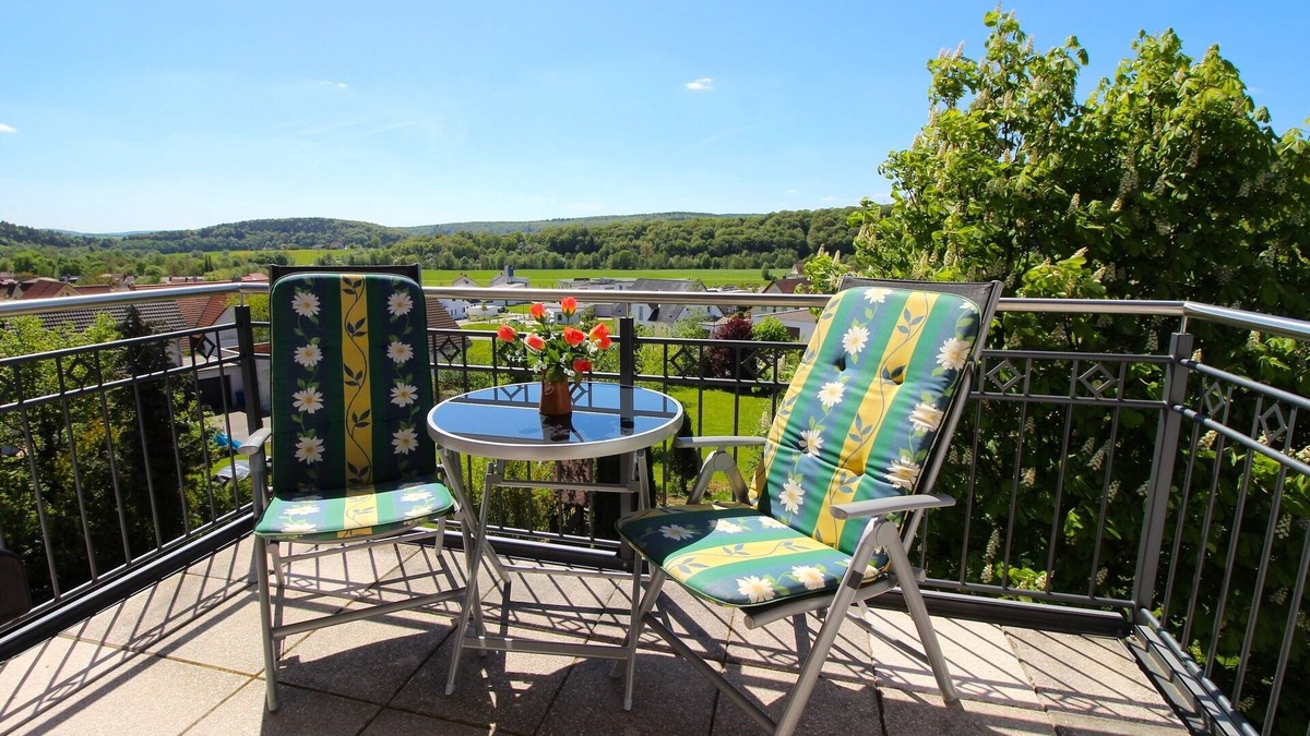 Bad Bocklet Apartment | Panoramasuite vacation apartment (65sqm) with a view of the Saale valley and Vorrhön