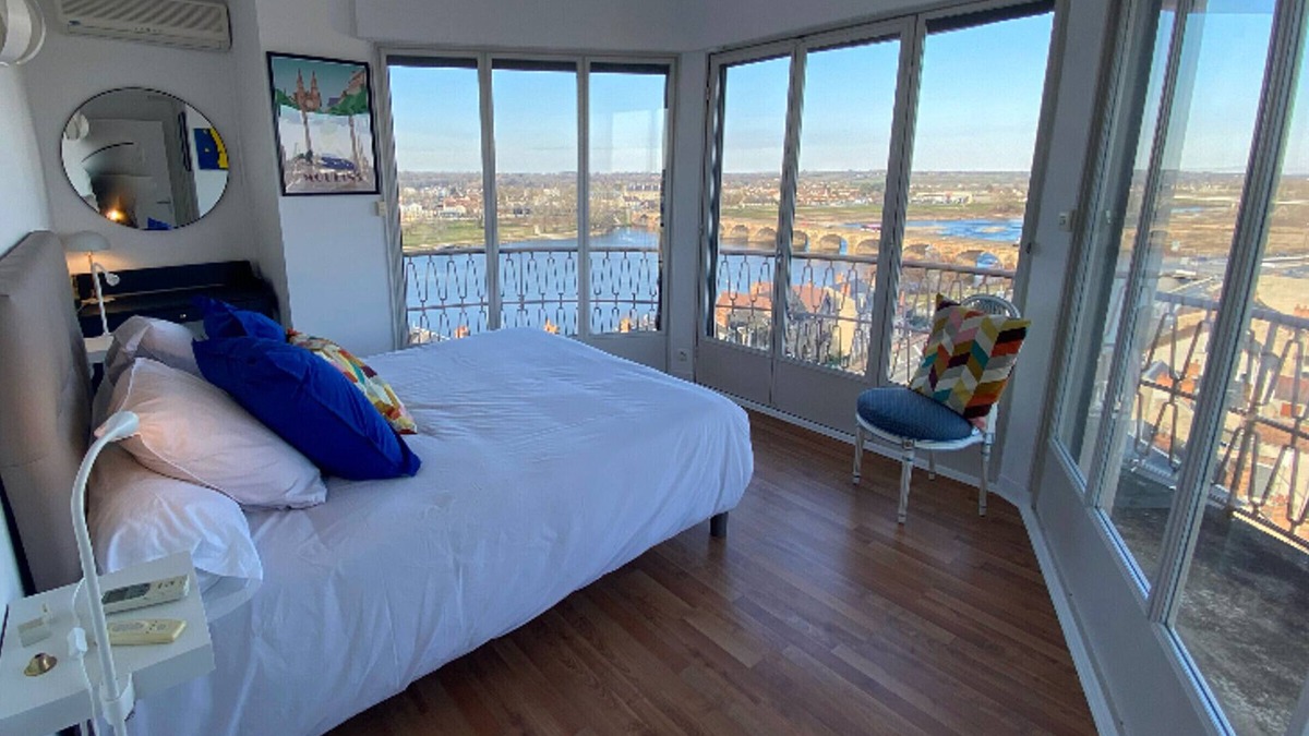 Moulins Apartment | Panoramic apartment in Moulins center with terrace, 2 bedrooms, and modern amenities