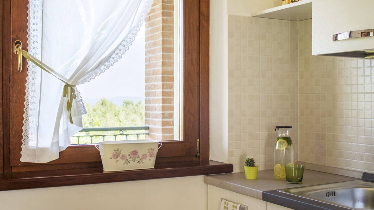 Parella Apartment | Panoramic apartment in villa with garden
