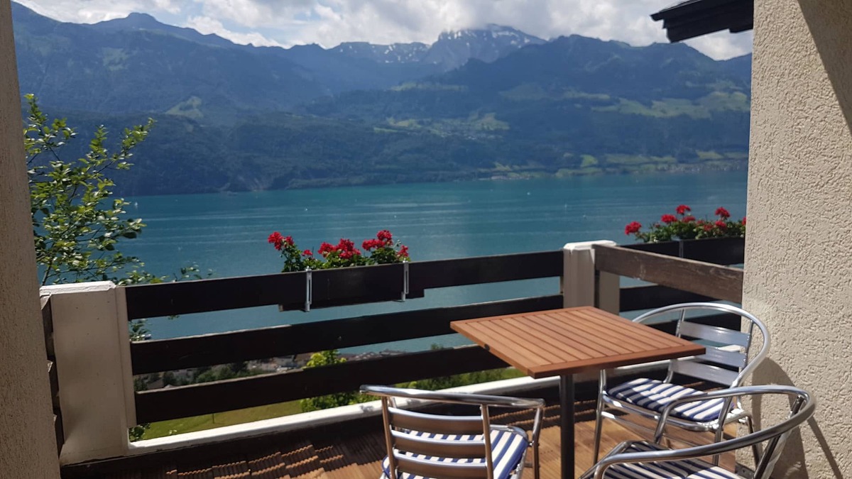 Gersau Apartment | Panoramic apartment with swimming pool