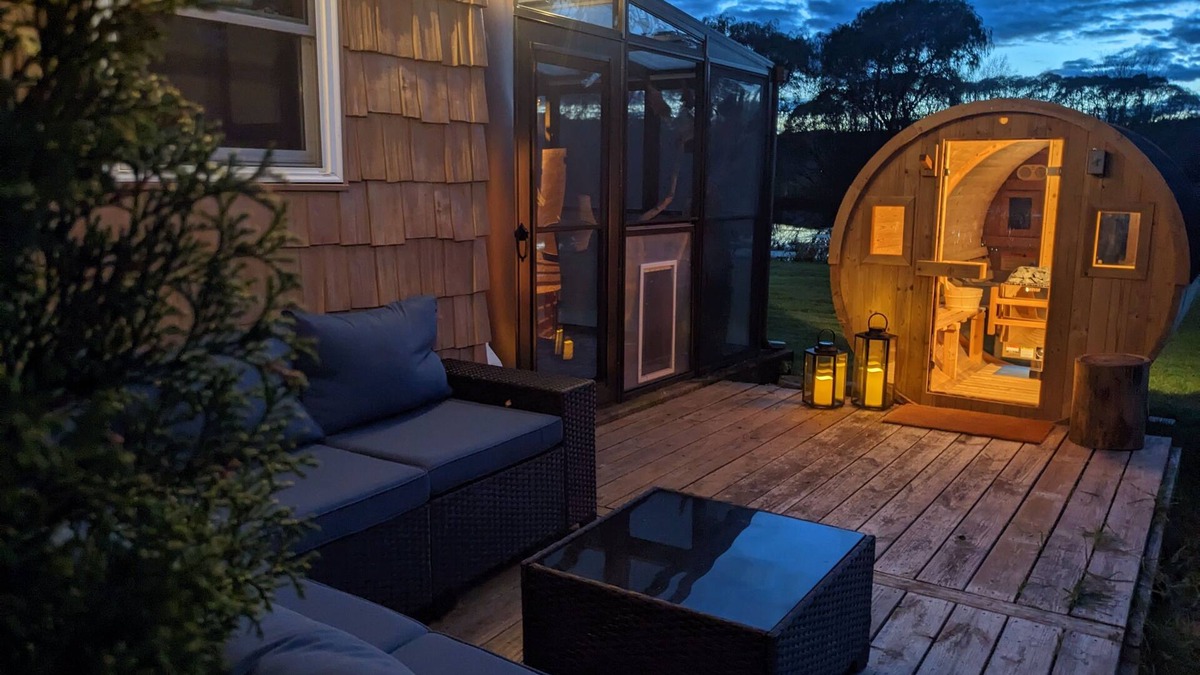 Harpersfield House | Panoramic Catskills Farmhouse and Spa