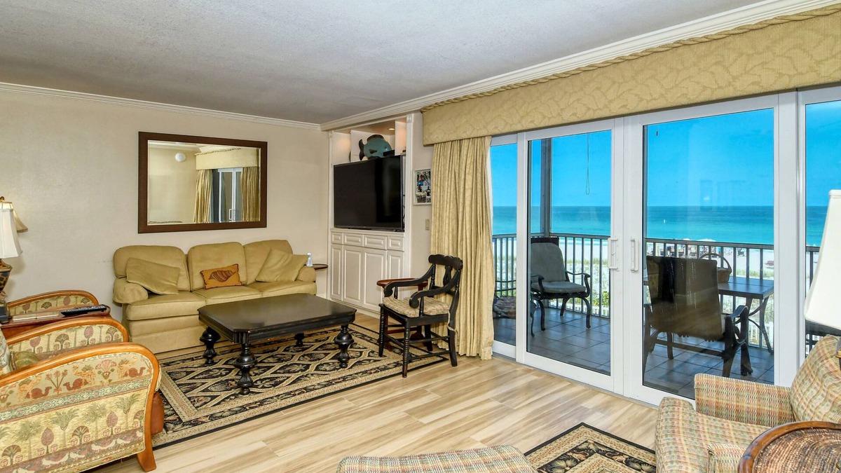 Bradenton Beach Condo | Panoramic Gulf Views!