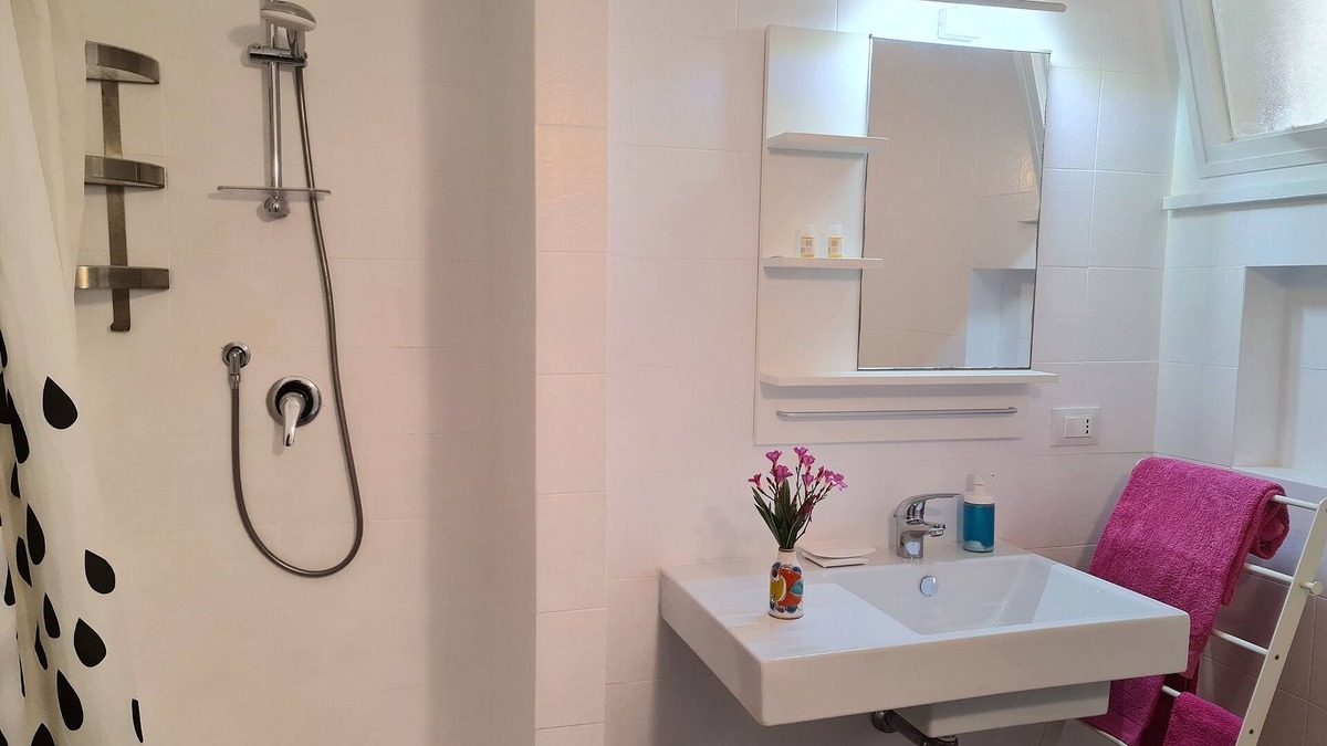 Torre Colonna-sperone Villa | Panoramic house near the sea, 2 double bedrooms and 1 bathroom