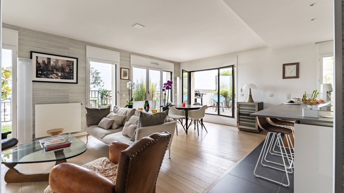 Levallois-Perret Apartment | Panoramic Wonder, by Veeve