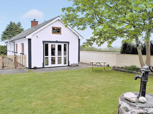 Llanon House | Panteg Cottage