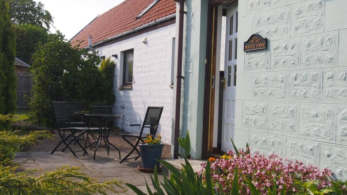 Milfield Bed & Breakfast | Pantile Lodge
