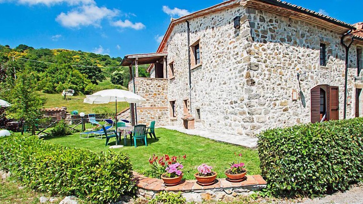 Santa Fiora Apartment | Papavero by Interhome