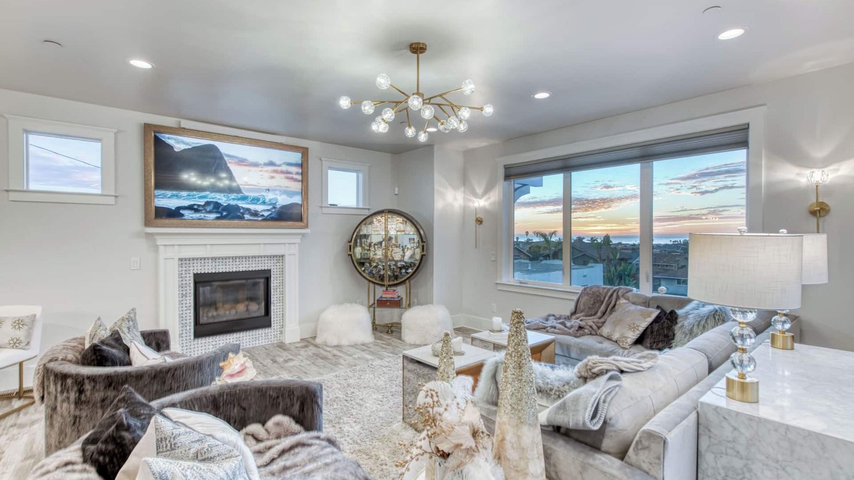 Grover Beach House | Papillon House a luxury escape with sunset ocean-view rooftop deck