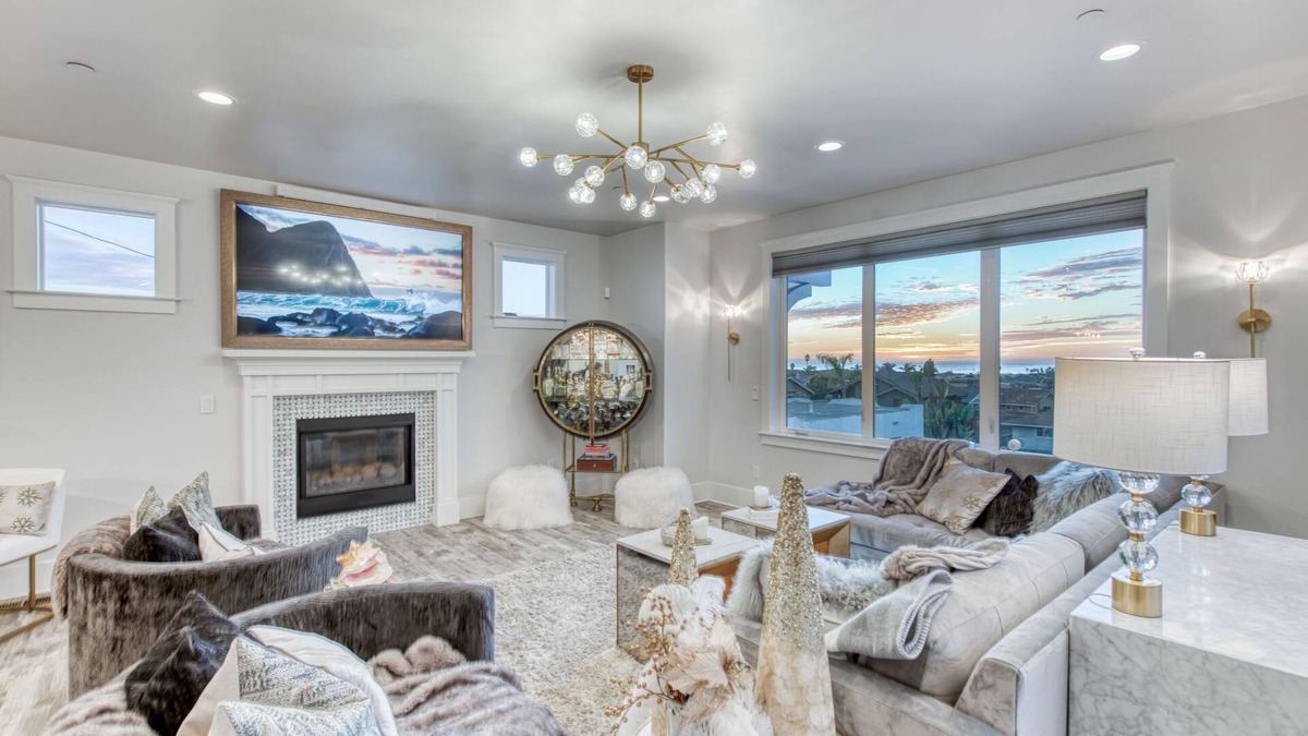 Grover Beach House | Papillon House a luxury escape with sunset ocean- 2 Master En-suites