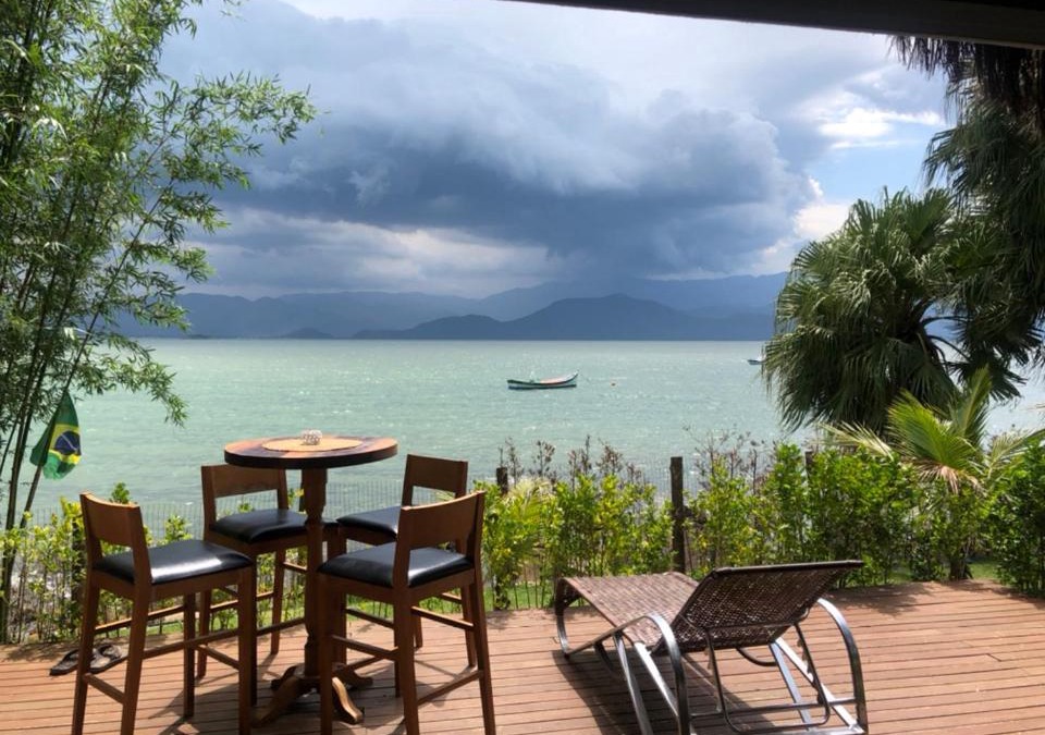 Caieira House | Paraíso Frente ao Mar Sul da Ilha