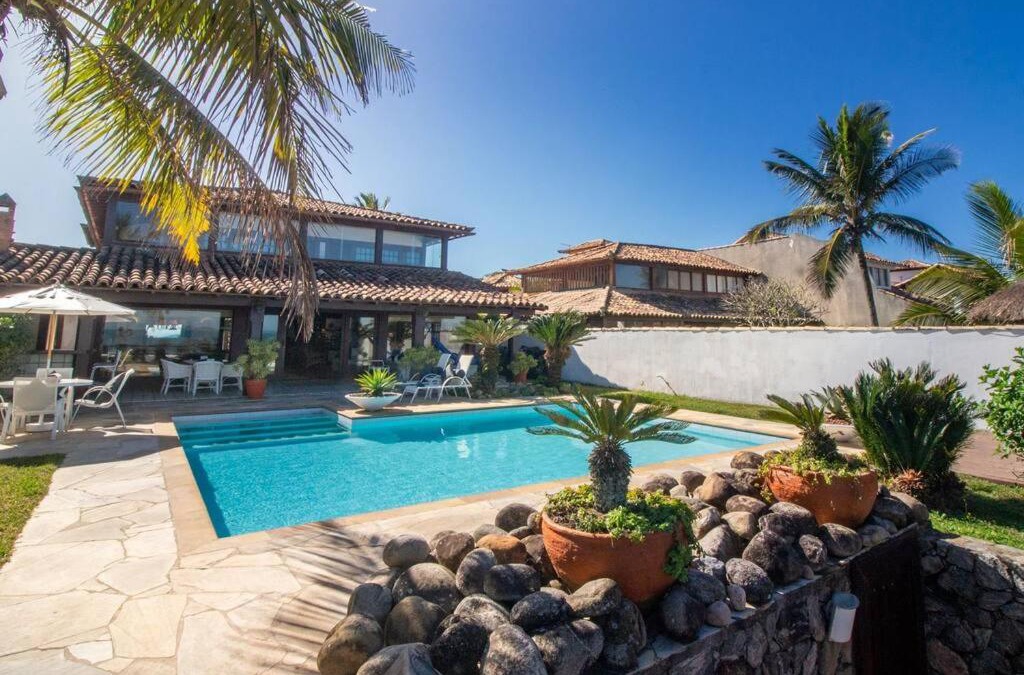 Manguinhos House | Paraíso Pé na Areia de Geribá com Cinco Suítes Por Luxury Rentals